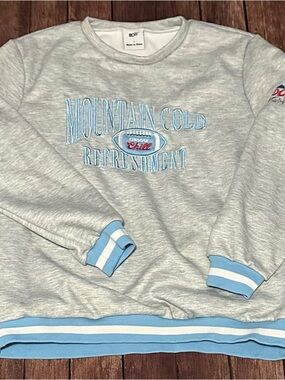 Mountain Cold Refreshment Grey & Light Blue Crewneck Sweatshirt